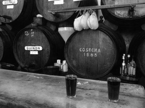 mid-afternoon-drinks