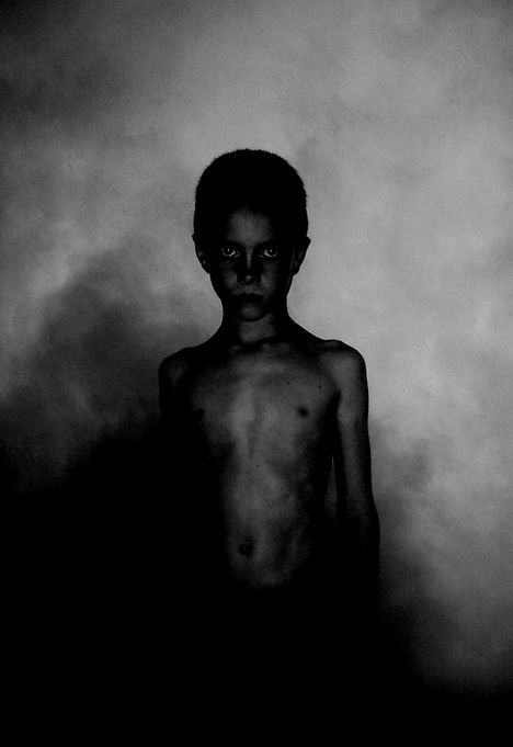 Boy_in_the_mist_by_schteph