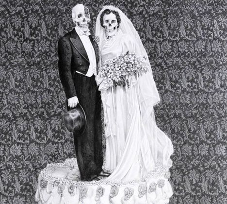 14-skull-surreal-drawing-by-laurie-lipton.preview