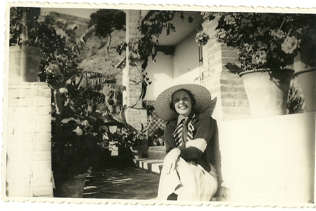 LA CAÑADA-ENTRADA TERRAZA DESDE POZO0001